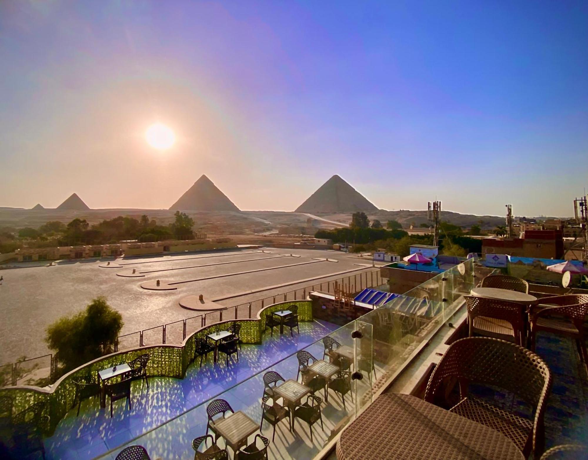 بيت شباب Anubis Kingdom Pyramids Kafret el-Gabal المظهر الخارجي الصورة