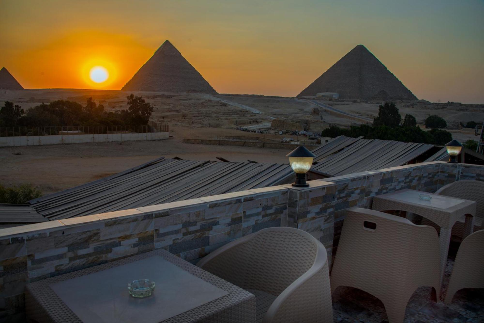 بيت شباب Anubis Kingdom Pyramids Kafret el-Gabal المظهر الخارجي الصورة